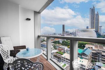 4-BR Condo at The River Condominium near BTS Saphan Taksin