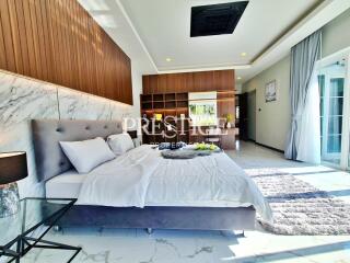 Whispering Palms Villas – 4 bed 5 bath in East Pattaya PP10481