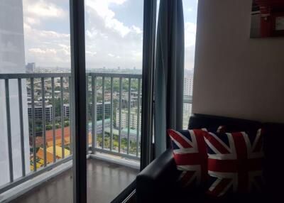 1 bed Condo in The Base Sukhumvit 77 Phrakhanongnuea Sub District C10433