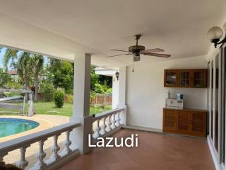 LAGUNA : 6 Bed Pool Villa with beautiful canal views, great rental potential