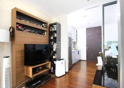 Spacious living room with integrated modern kitchen