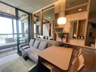 Condo for Sale at The Issara Sathorn