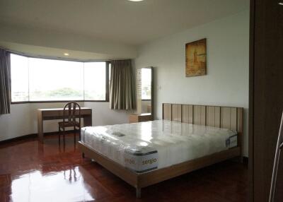 2 Bedroom Condo for Rent at Baan Suanpetch