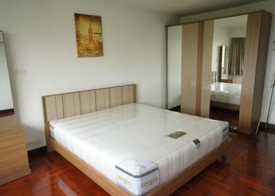 2 Bedroom Condo for Rent at Baan Suanpetch