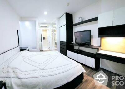 1-BR Condo at The Room Sukhumvit 62 near BTS Punnawithi