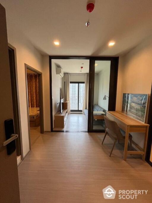 1-BR Condo at Life Asoke Hype near ARL Makkasan