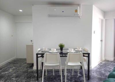 2 bed Condo in The Waterford Park Sukhumvit 53 Khlong Tan Nuea Sub District C020941