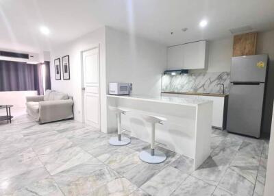 3 bed Condo in The Waterford Park Sukhumvit 53 Khlong Tan Nuea Sub District C020940