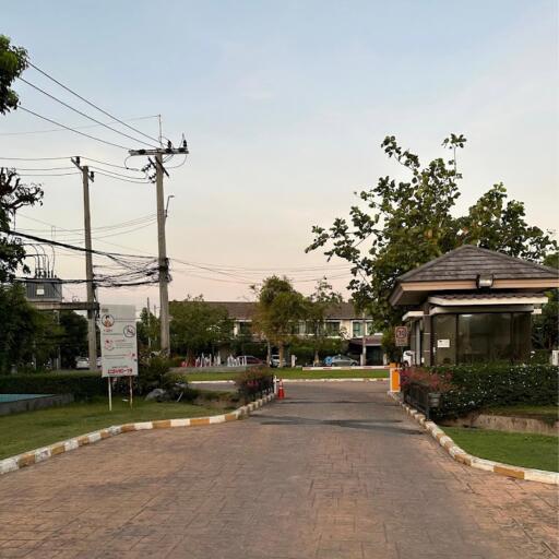 THE VILLA TOWNHOME RAMKHAMHAENG-SUVARNABHUMI