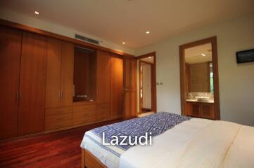 Blue Lagoon: Large 2 Bed Luxury Condo with Hotel Facilities