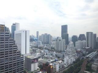 Ashton Silom