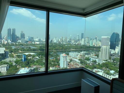 Aguston Sukhumvit 22