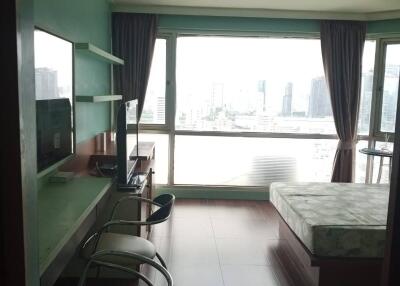 Sukhumvit Suite