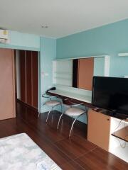 Sukhumvit Suite