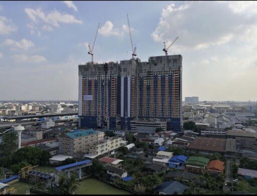 The Metropolis Samrong Interchange