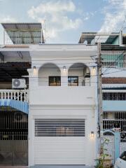 Baan Canvas Charoen Krung 107