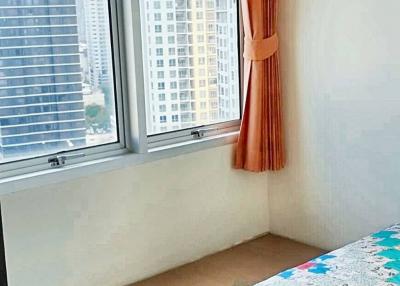 2 Bed 2 Bath 60 SQ.M Chewathai Ratchaprarop