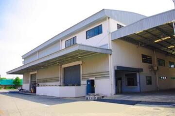 Factory for sale with offices and warehouse
