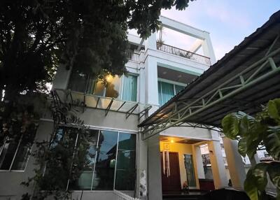 Detached House for sell in Ladprao 107