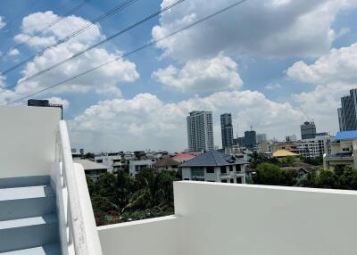 Townhome for sell in Ladprao