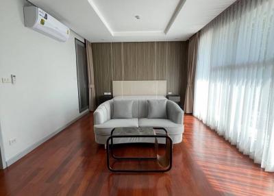 2 Bed 2 Bath 115 Sqm Service apartment for Rent