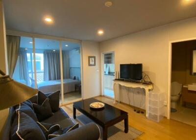 1 Bed 1 Bath 40 Sqm Condo For Sale With Tenant