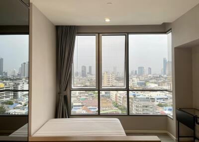 The Room Sathorn-St.Louis