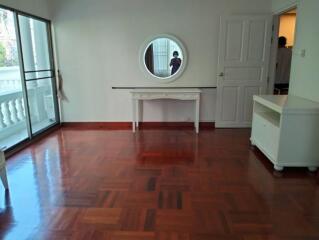 Single House in Thonglor