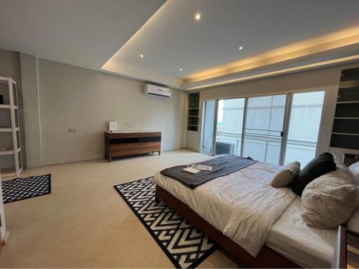 Townhouse 5 m wide at Sukhumvit 101/1