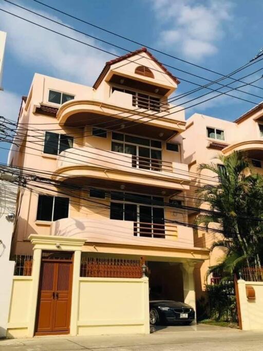 House in Sukhumvit 31