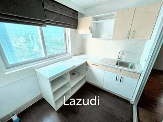 2 Bed 1 Bath 70 SQ.M Supalai Park Ekkamai-Thonglor