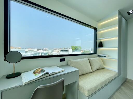 2 Bedroom Luxurious Penthouse in Nimman