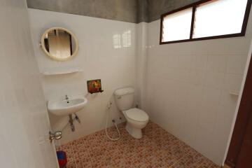 1 ห้องนอน, 1 ห้องน้ำ บ้าน ราคา ฿ 7,500/เดือน