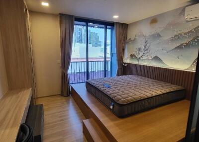 1-BR Condo at Xt Phayathai near BTS Phaya Thai