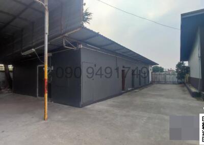 Spacious outdoor area with multiple storage containers
