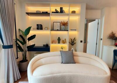 Luxury Apartment Langsuan Like New