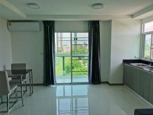 Condo for Rent at The Green City 2 Condominium