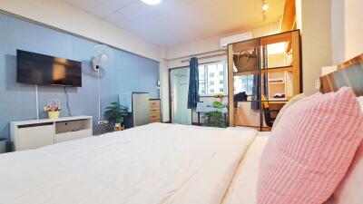 Condo for Sale at Hillside 1