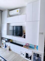 Condo for Sale at Life Sukhumvit 48