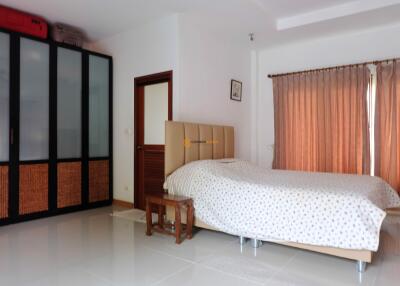 2 bedroom House in Impress House East Pattaya