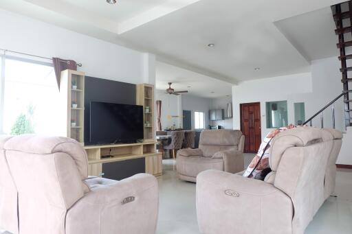 3 bedroom House in Pranchan Resort East Pattaya