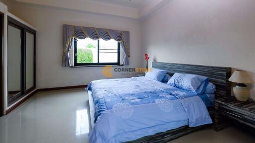 6 bedroom House in Santa Maria East Pattaya