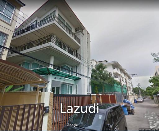 800 sqm. Home Office Building 5 fl. + Land (near BTS Saphan Kwai and MRT Mhor Chit) -- 35M THB.