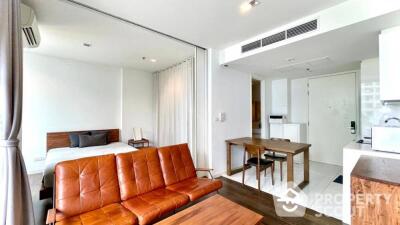 Studio Condo at Nara 9 Sathorn-Narathiwas near BTS Saint Louis