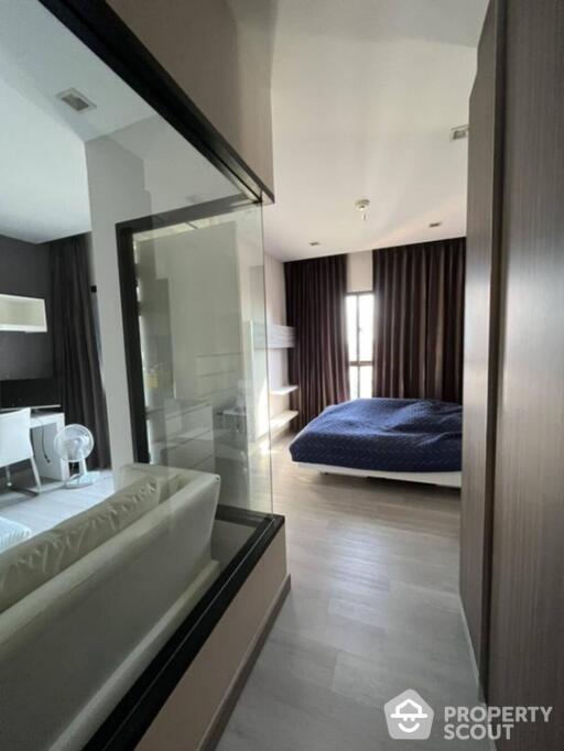 1-BR Condo at Urbano Absolute near BTS Krung Thon Buri