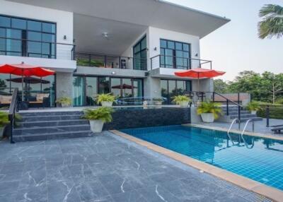 Seaview and Mountain luxury villa for sale Hua Hin