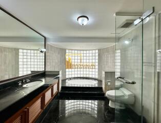 Le Raffine 24  Exquisite 4 Bedroom Duplex Condo in Phrom Phong