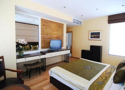 Emporio Place  2 Bedroom Condo For Rent in Popular Area