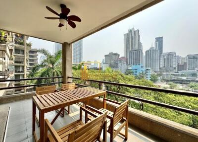 Large 3 Bedroom Apartment in Vibrant Nana