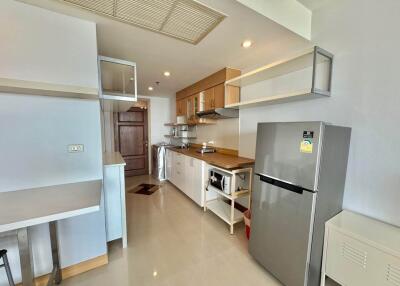 Condo for Rent at Supalai Oriental Place